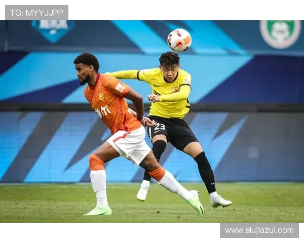 武汉足球队反击战术分析与成绩得失的深度探讨